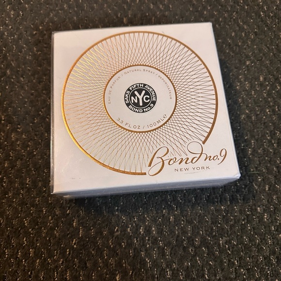 Bond No. 9 Saks Fifth Avenue NYC (BOX ONLY) - Picture 2 of 4